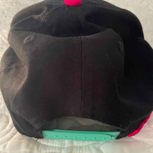 NWT YUMS Paradise Palms Snapback Hat - Picture 2 of 8